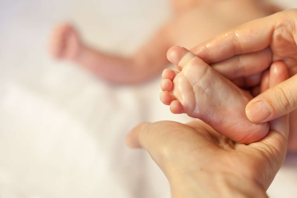 Réflexologie bébé bienveillante